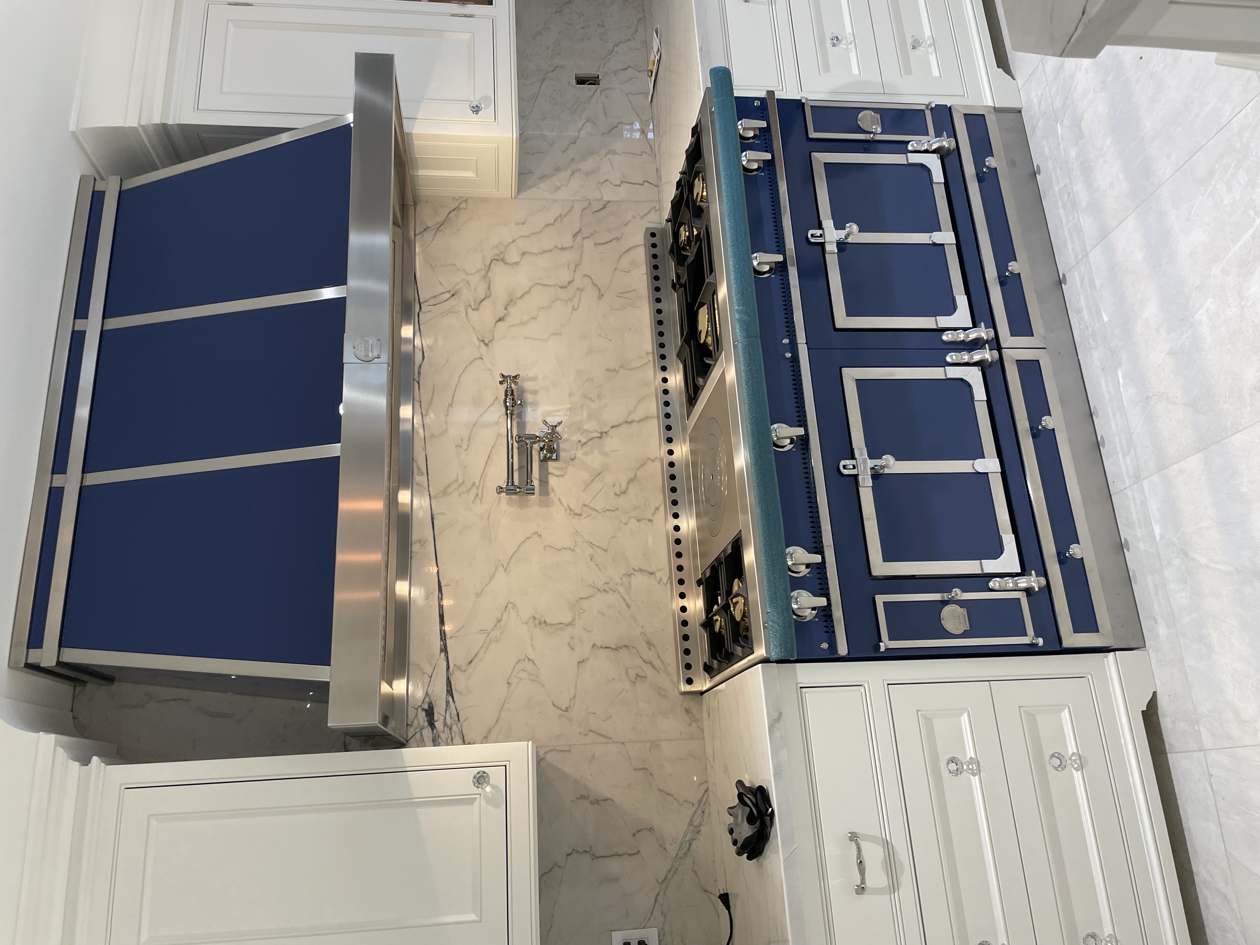 Cabinet Installation Near Me Custom Kitchen Design Custom Kitchen near me Cabinet Refacing Near Me Trim Carpentry Near Me Drywall Installation Near Me Baseboard and Crown Moulding Installation Near Me Professional Painting Near Me